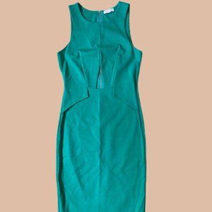 Green midi dress, fitted. A’gaci.